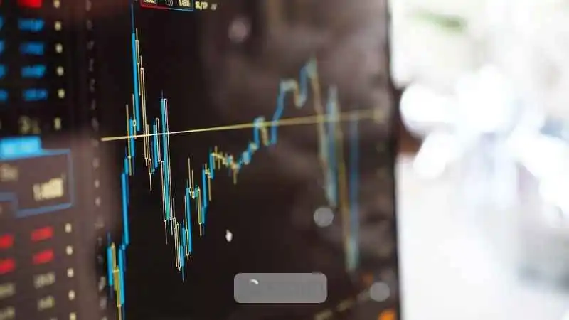 استراتژی معامله بر اساس اخبار